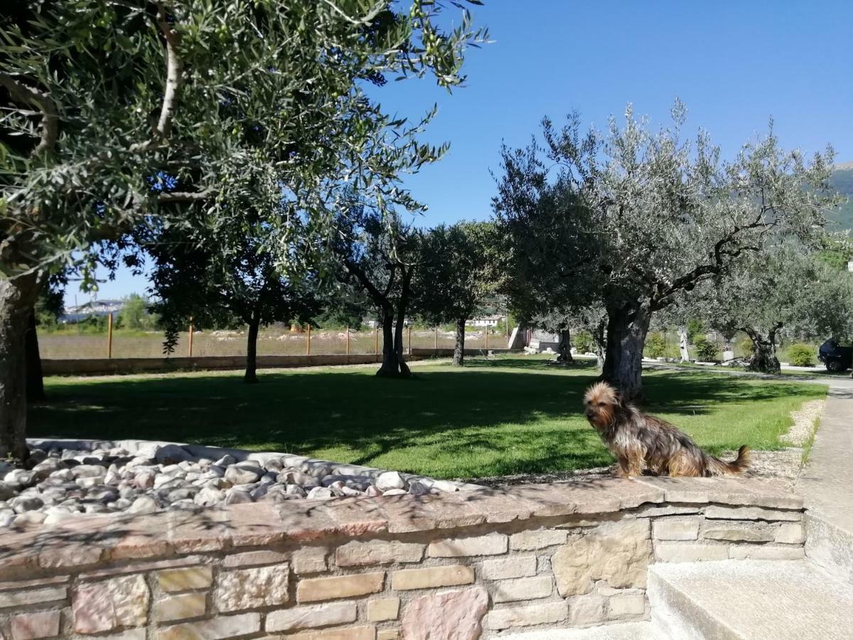 Apartamento La Lanterna Di Lanfo Asís Exterior foto