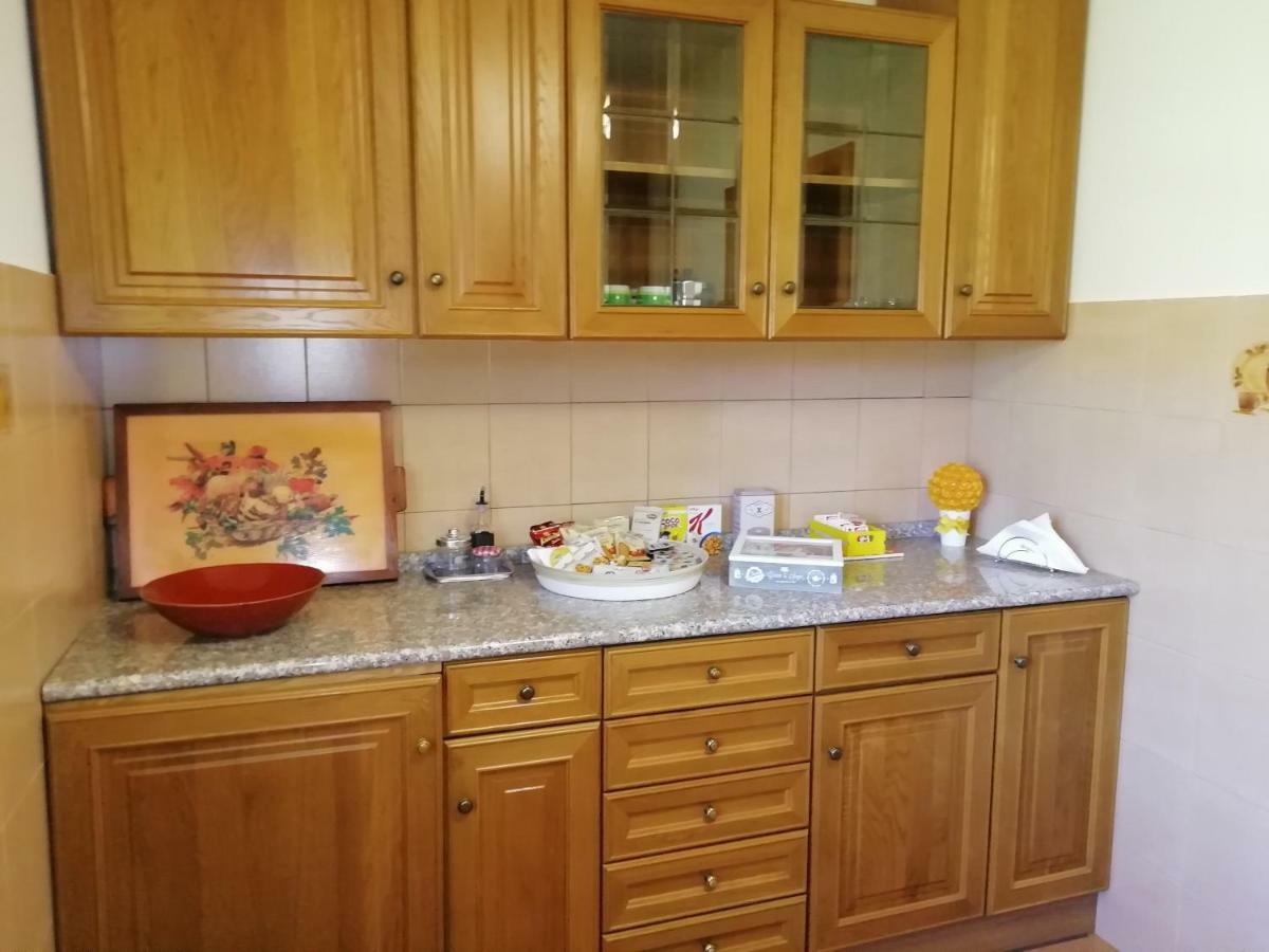 Apartamento La Lanterna Di Lanfo Asís Exterior foto